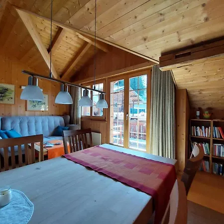 Appartement Stilvolle 3,5 Dachwohnung 