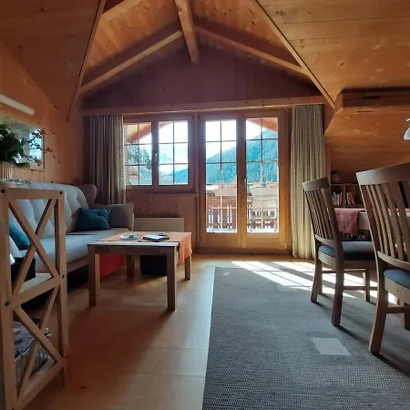 Stilvolle 3,5 Dachwohnung 